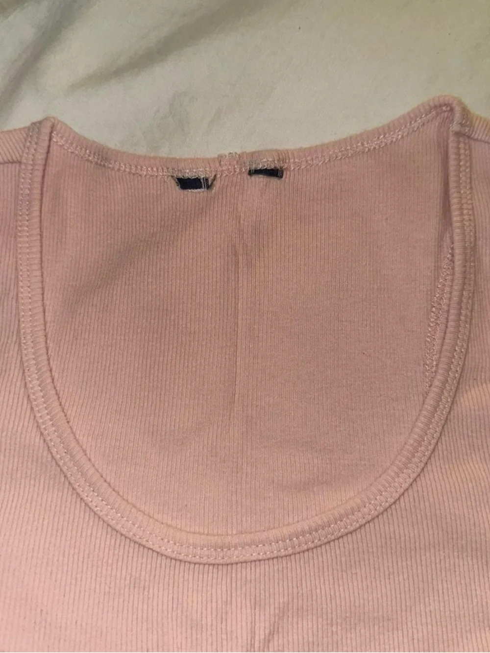 GUESS Light Pink Graphic Ribbed Tank Top - Picture 4 of 4